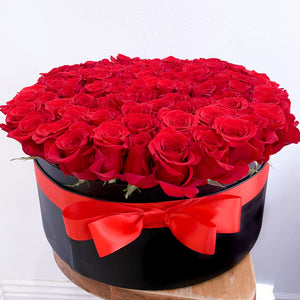 100 Red Rose Flower Box