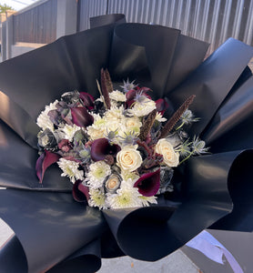 Darkness Halloween Bouquet – flowersnflour
